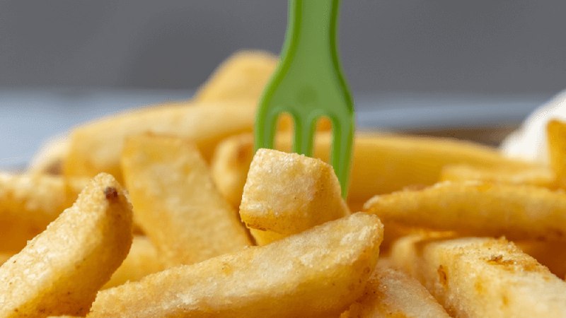 Would you like fry with that? Using a HasOne over a HasMany relationship in Laravel by Tim MacDonald